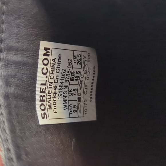 SOREL Joan Uptown Leather Chelsea Boots - Picture 13 of 13